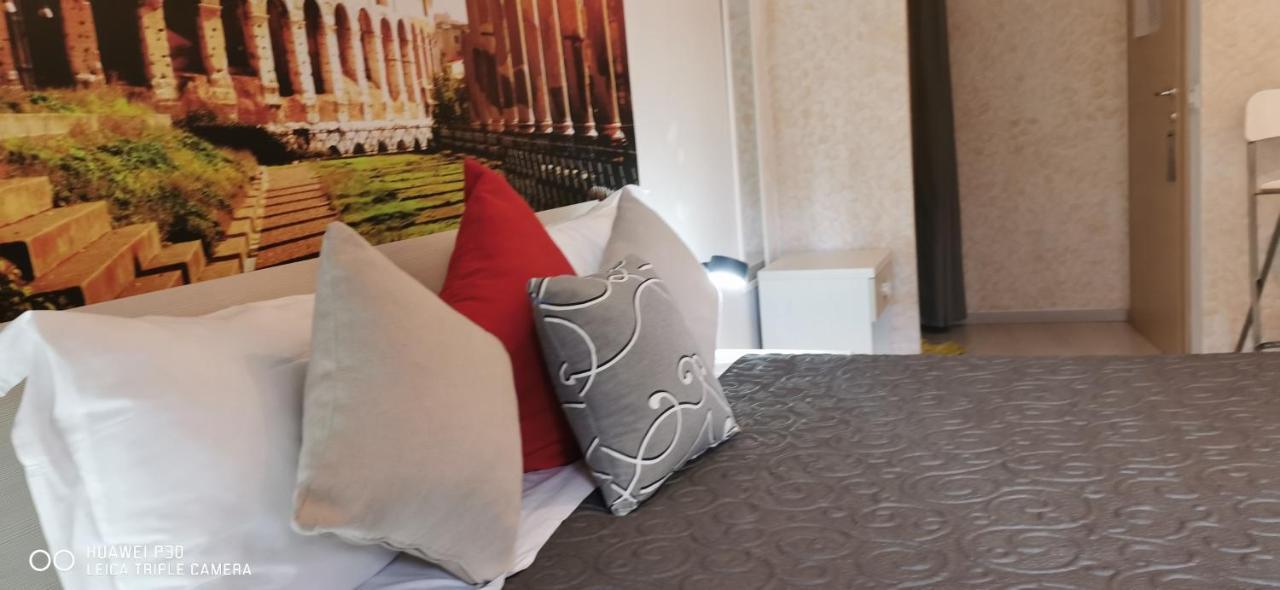 Hotel Domus Viatoris Roma Exterior foto