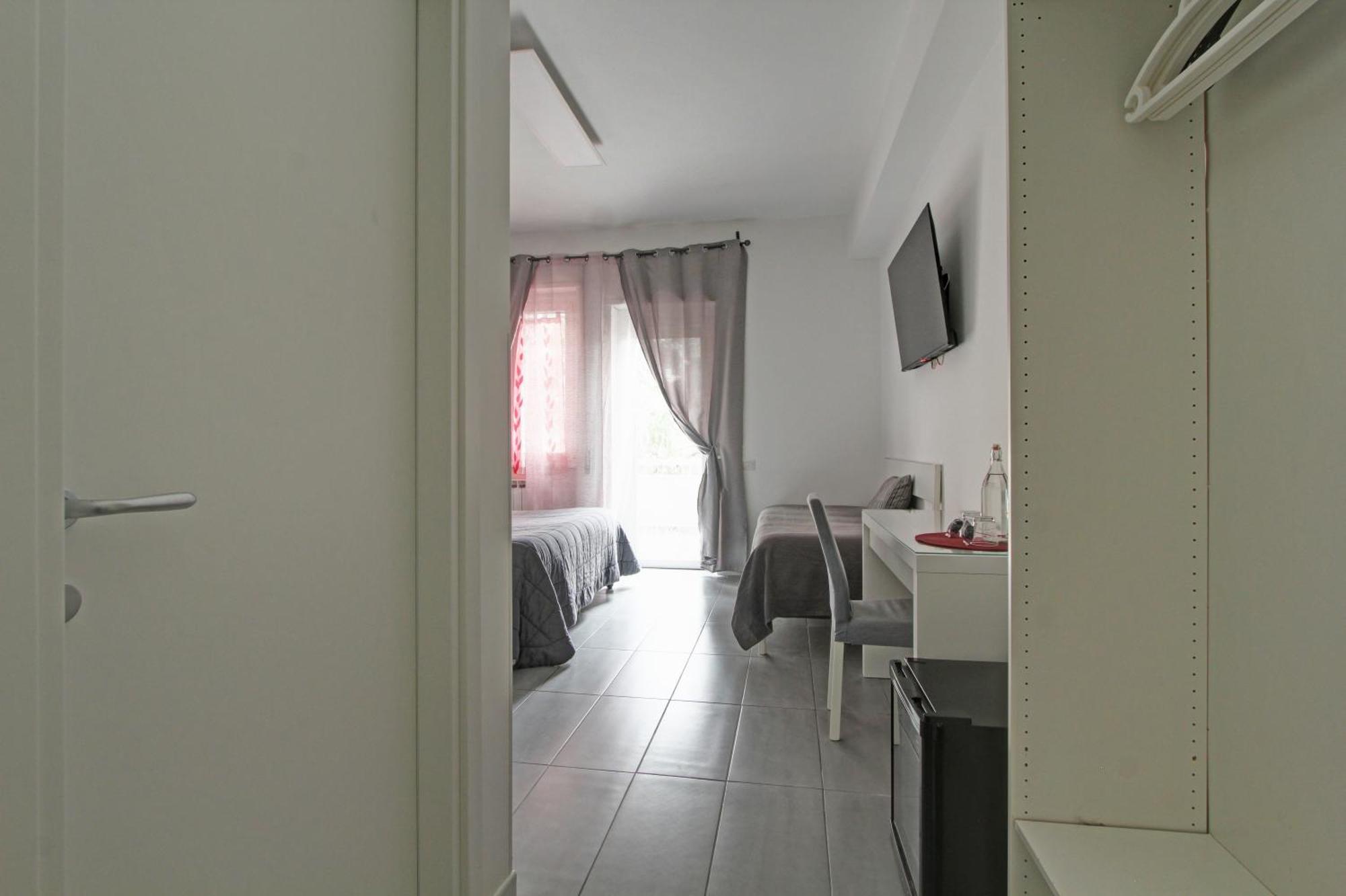 Hotel Domus Viatoris Roma Exterior foto