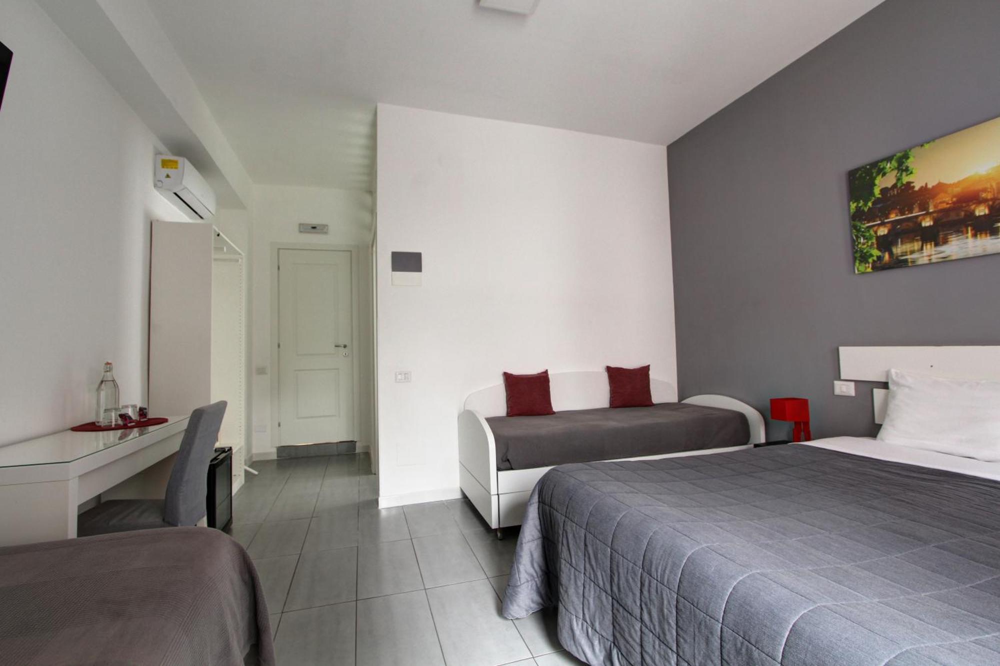 Hotel Domus Viatoris Roma Exterior foto